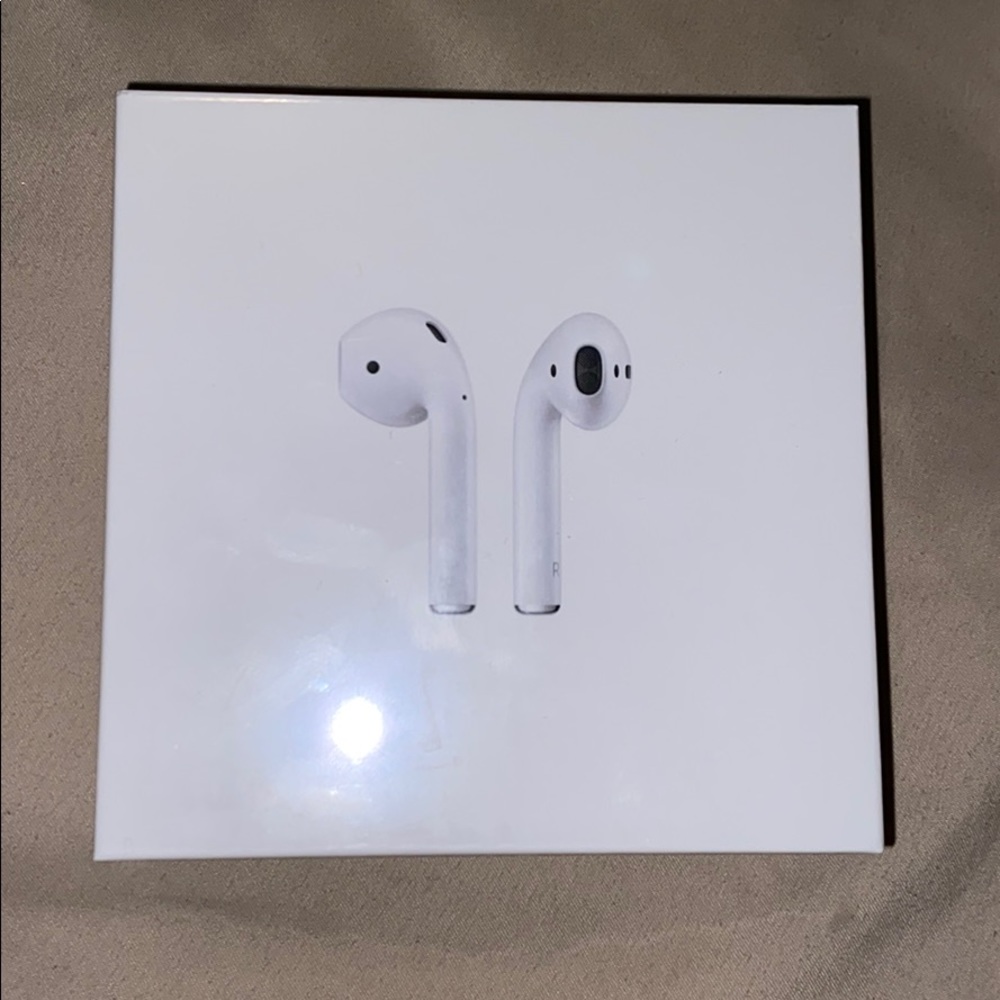 AirPods